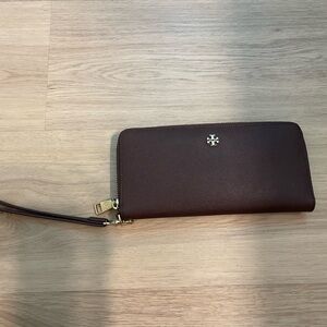 Tory Burch Zip Continental Wallet, Chocolate Brown